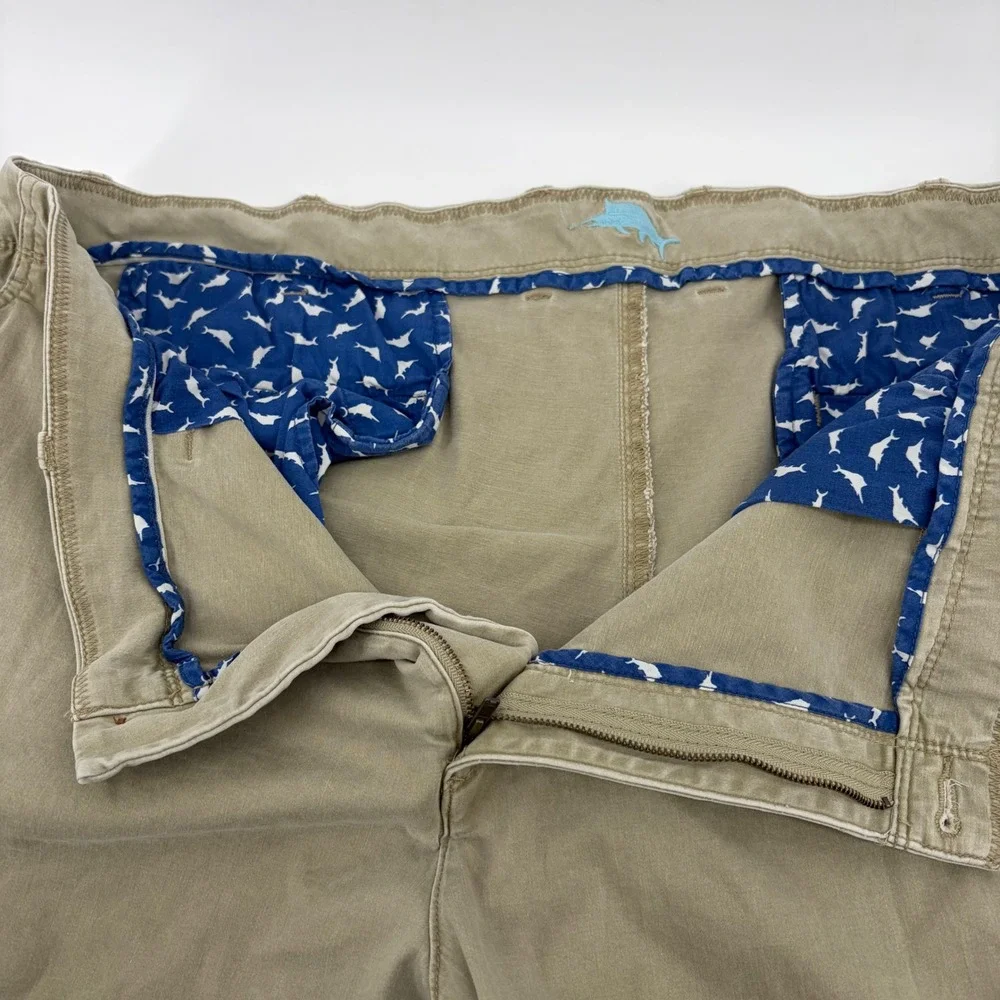 Tommy Bahama Boracay Shorts Mens 44 Khaki Tan Cotton Tencel Stretch Flat Front